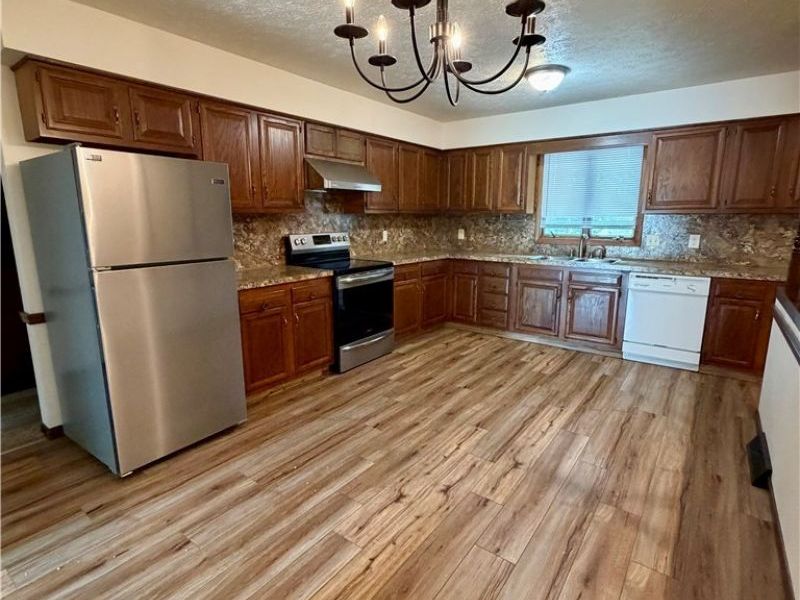 6218 Island Drive NW, Canton, OH 44718 Photo 6