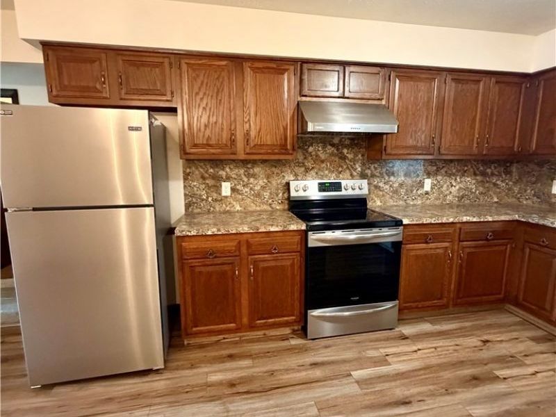 6218 Island Drive NW, Canton, OH 44718 Photo 8