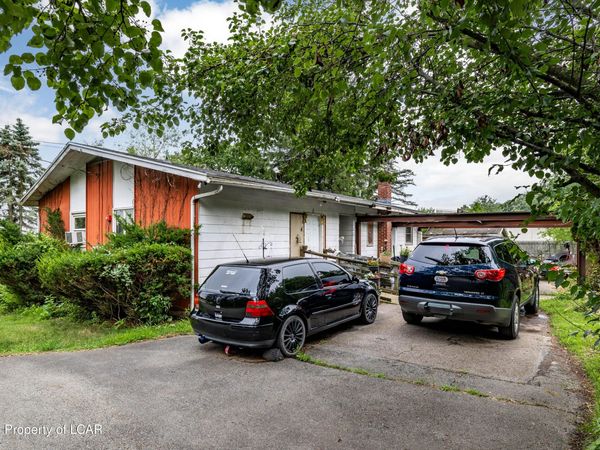 4 Forest Hill Road, West Hazleton, PA 18202
