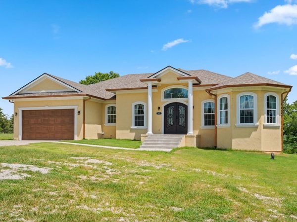 575 Wellington Parkway , Kirbyville, MO 65679