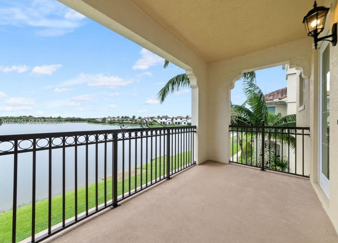 2955 Tortola Way, Cooper City, FL 33024 Photo