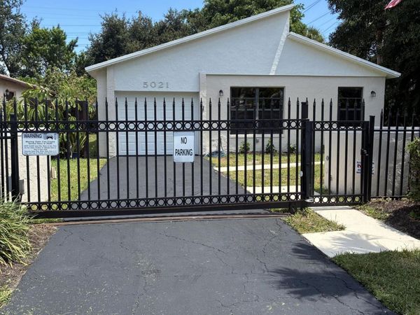 5021 Mirror Lakes Boulevard, Boynton Beach, FL 33472