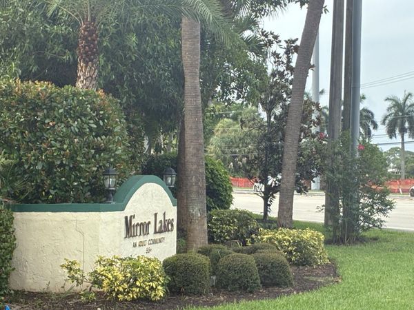 5021 Mirror Lakes Boulevard, Boynton Beach, FL 33472