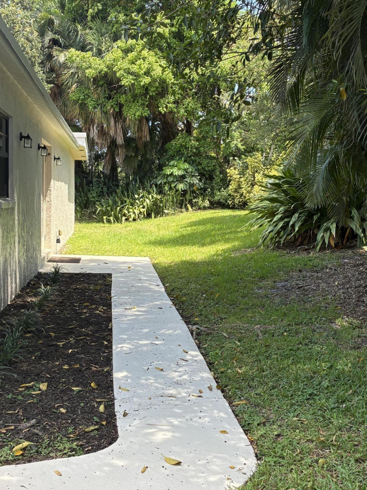 5021 Mirror Lakes Boulevard, Boynton Beach, FL 33472 Photo