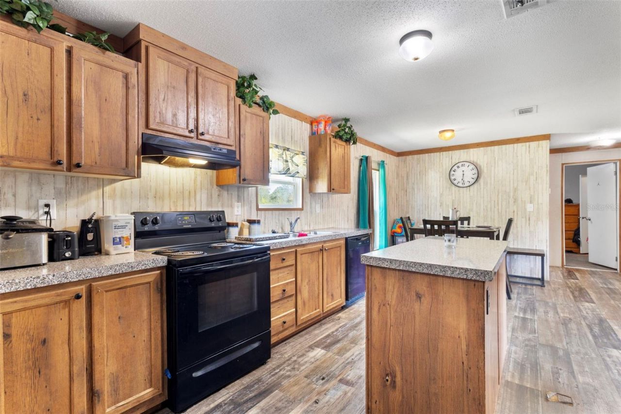 390 NE 137th Avenue , Williston, FL 32696 Photo
