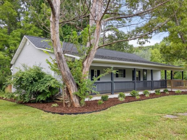 824 Edna Garland Rd, Maryville, TN 37801