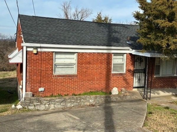 3800 Tigerbelle Dr , Nashville, TN 37209