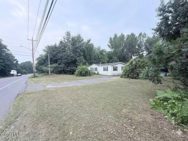 918 New York 29A, Gloversville, NY 12078