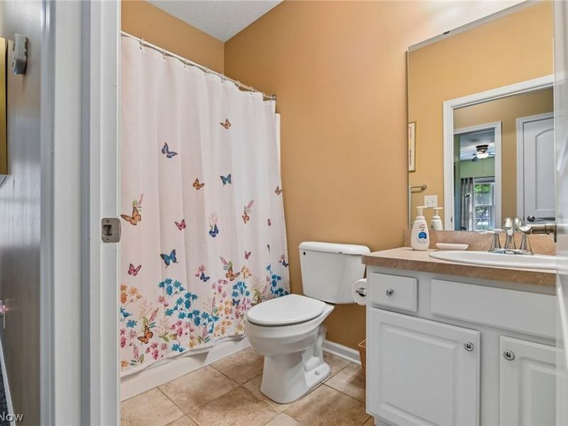 1399 E Cross Creek Drive, Willoughby, OH 44094 Photo 15