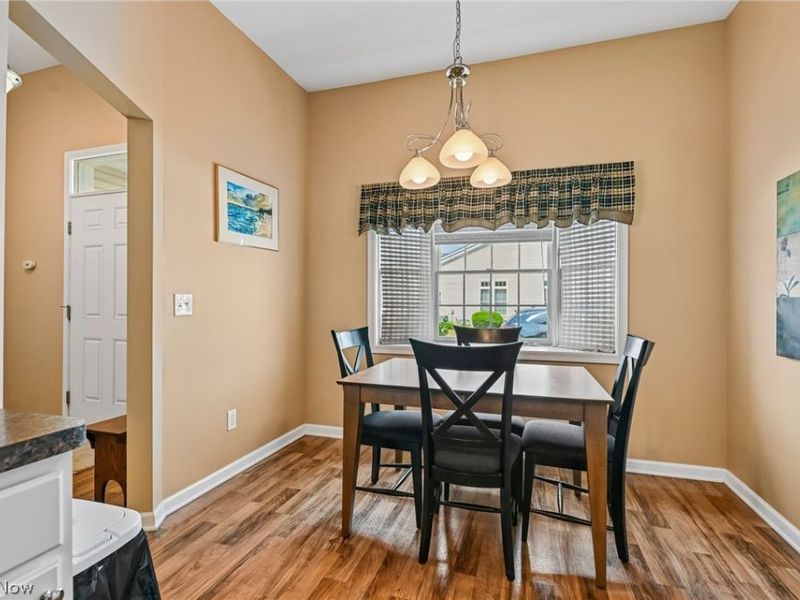 1399 E Cross Creek Drive, Willoughby, OH 44094 Photo 9