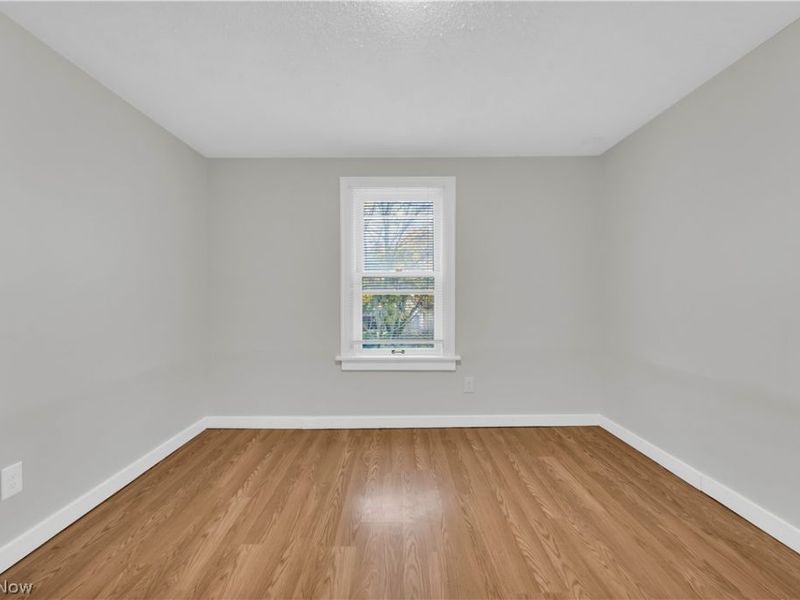 485 E Archwood Avenue, Akron, OH 44301 Photo 16