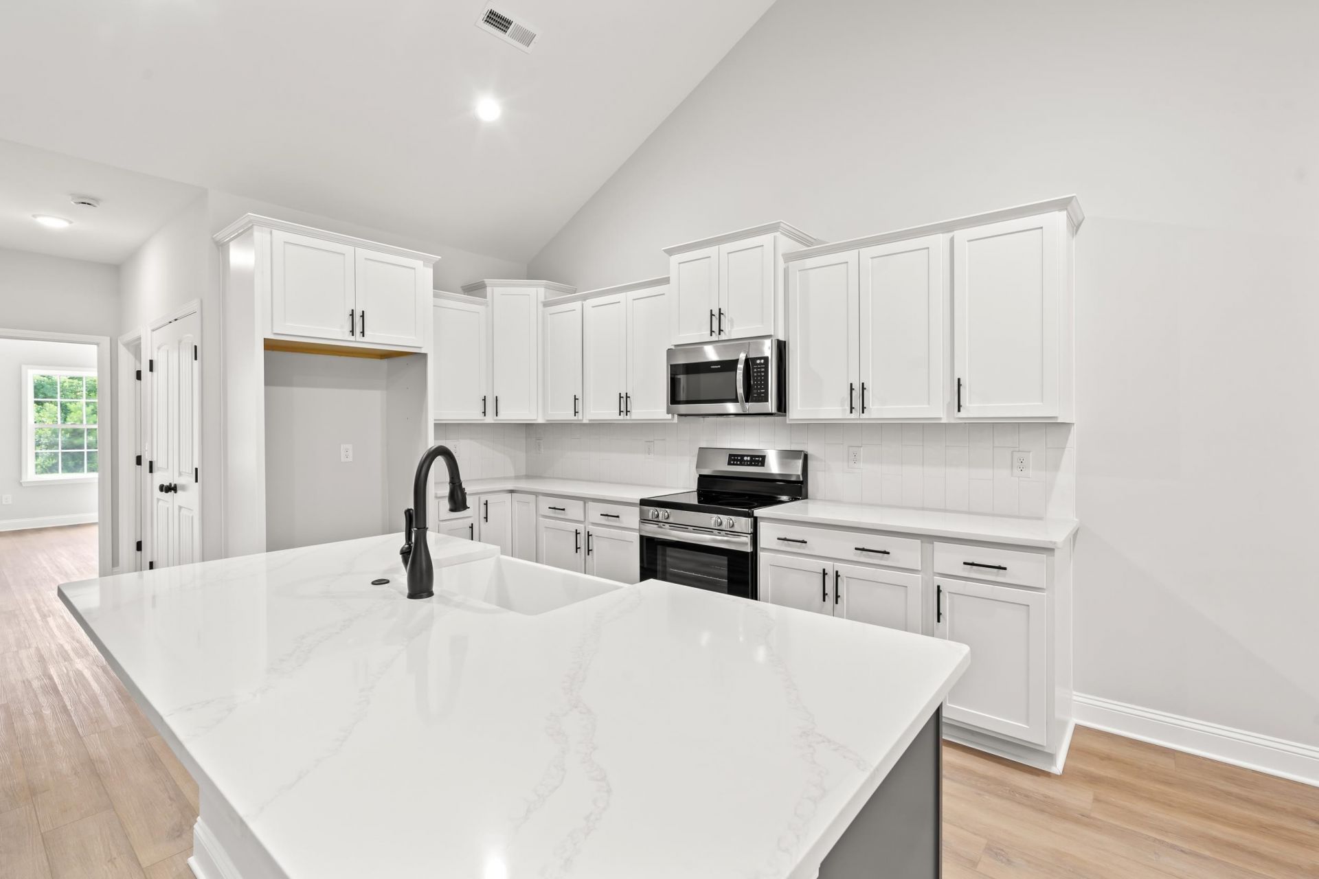 2472 Argyle Way  Photo 12