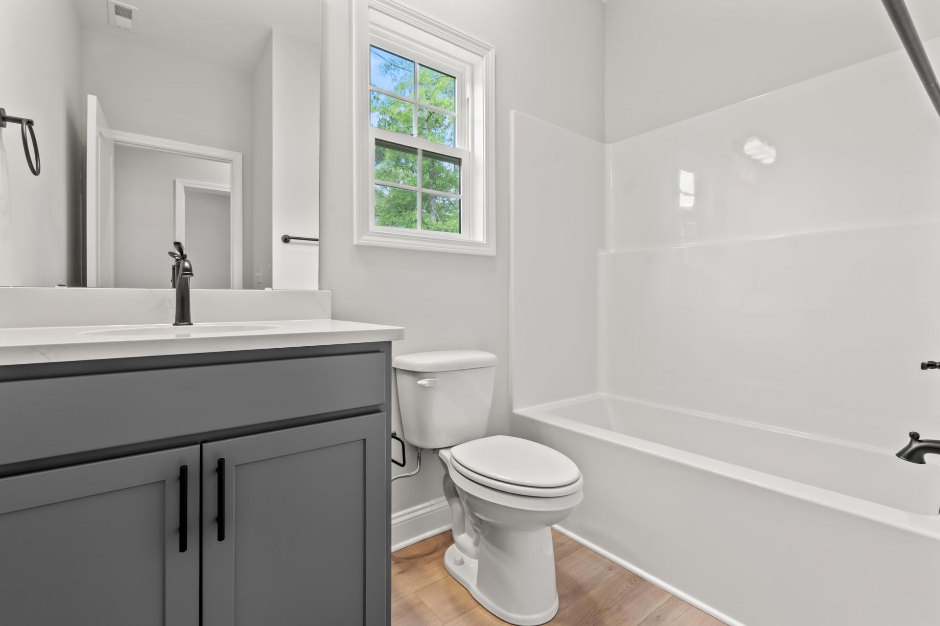 2472 Argyle Way  Photo 18