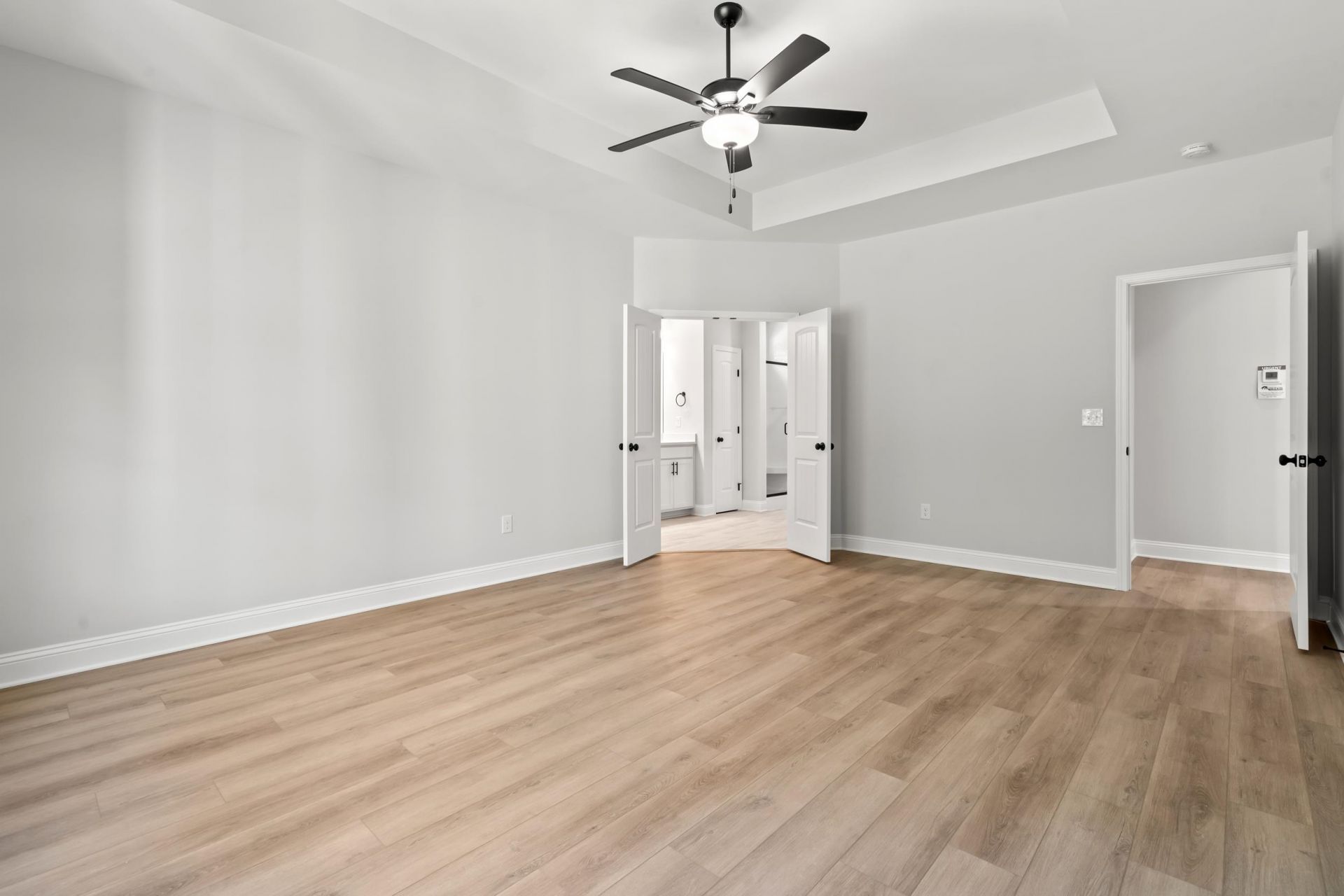 2472 Argyle Way  Photo 9