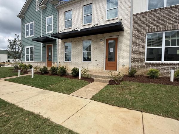3047 PORTAGE DR, Bartlett, TN 38135