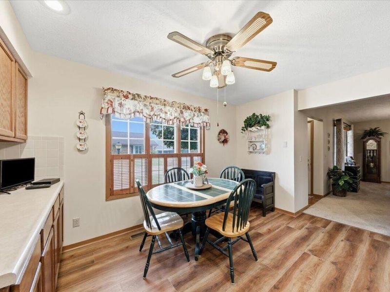 1045 Bradford Drive, Springfield, OH 45503 Photo 10