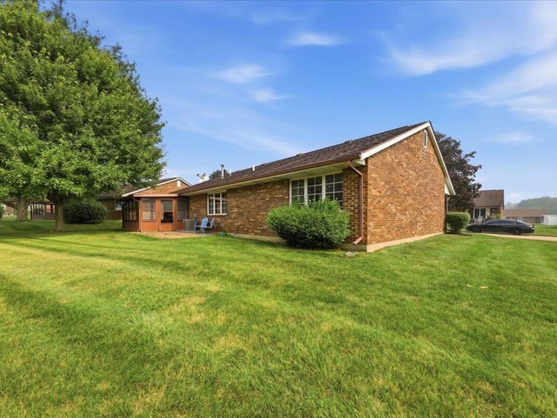 1045 Bradford Drive, Springfield, OH 45503 Photo 27