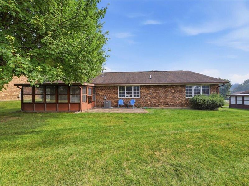 1045 Bradford Drive, Springfield, OH 45503 Photo 28