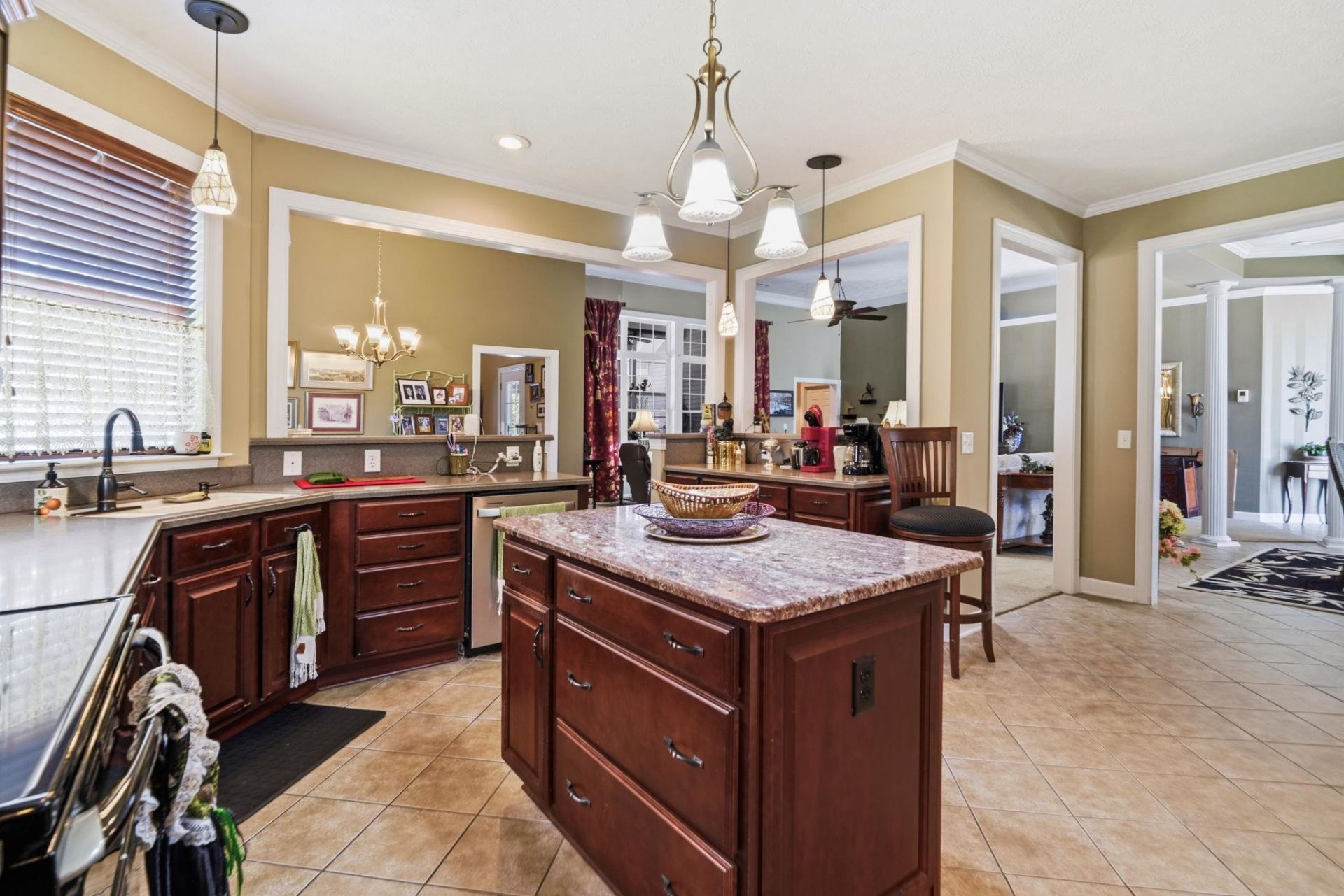230 Willow Bay Dr. Photo 12