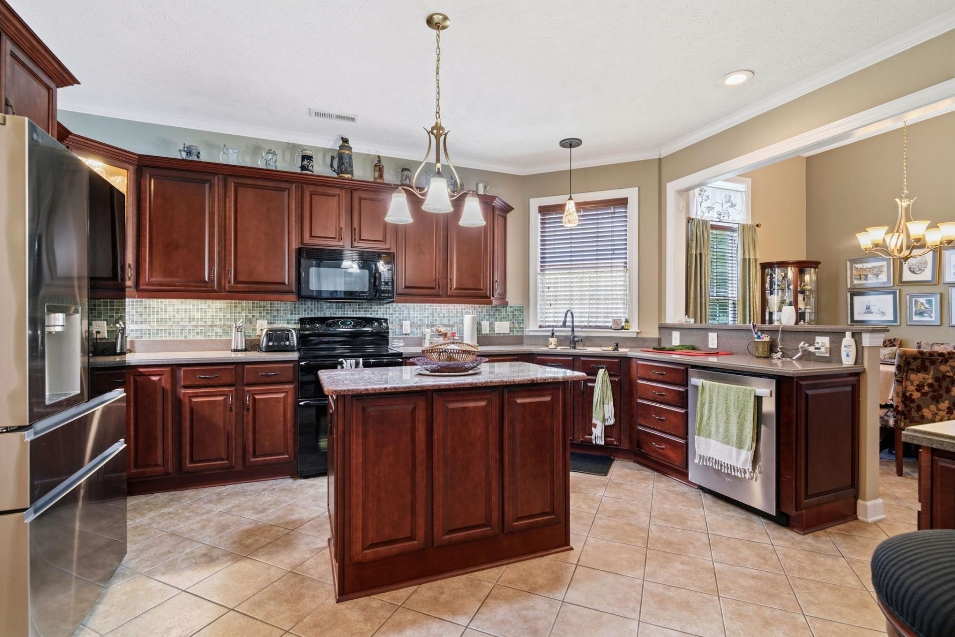 230 Willow Bay Dr. Photo 13