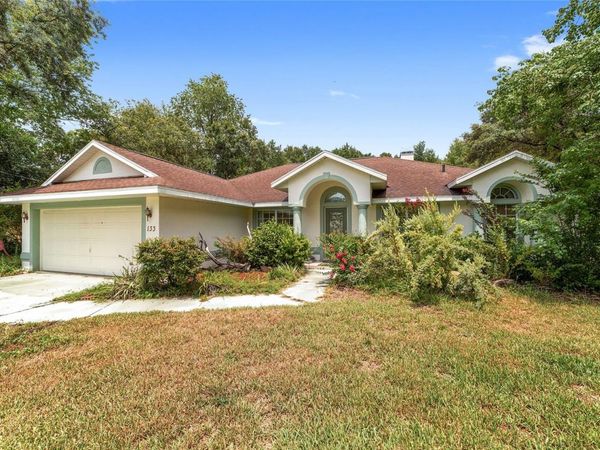 133 N MCGOWAN , CRYSTAL RIVER, FL 34429