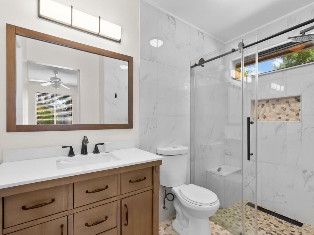 2125 Pine Creek Boulevard, Unit 205, Vero Beach, FL 32966 Photo