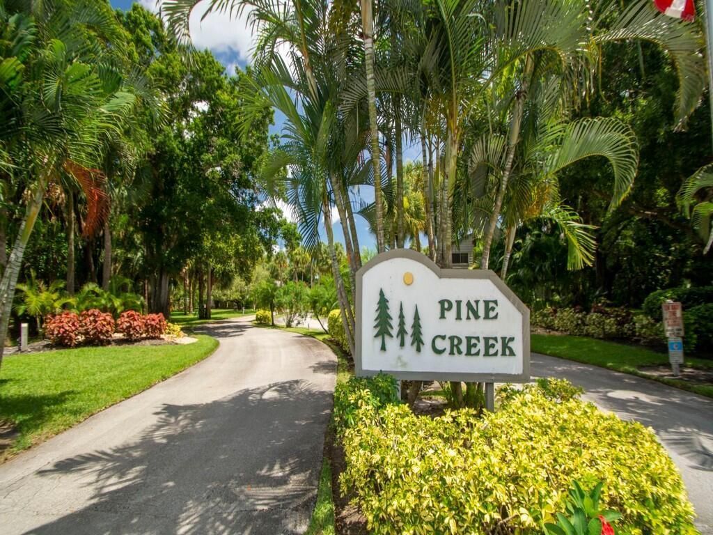 2125 Pine Creek Boulevard, Unit 205, Vero Beach, FL 32966 Photo