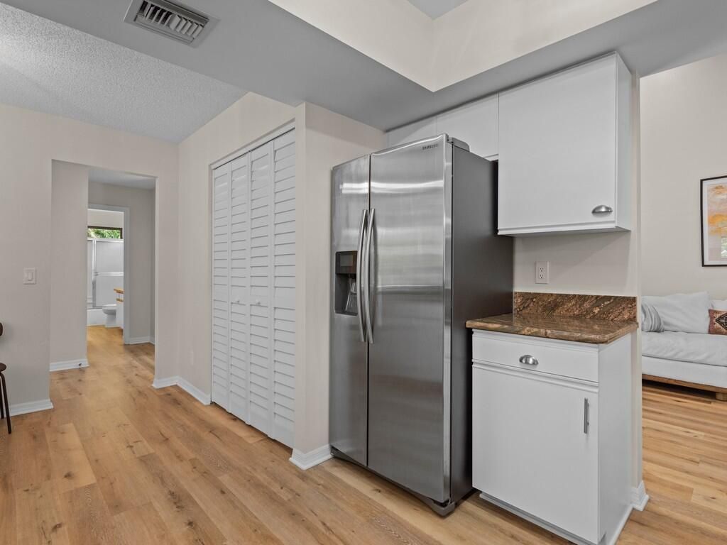 2125 Pine Creek Boulevard, Unit 205, Vero Beach, FL 32966 Photo