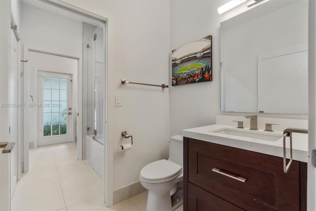 2499 Princeton Ct, Weston, FL 33327 Photo