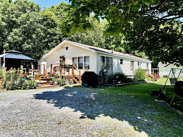 17 Clarks Mills Road, Greenwich, NY 12834