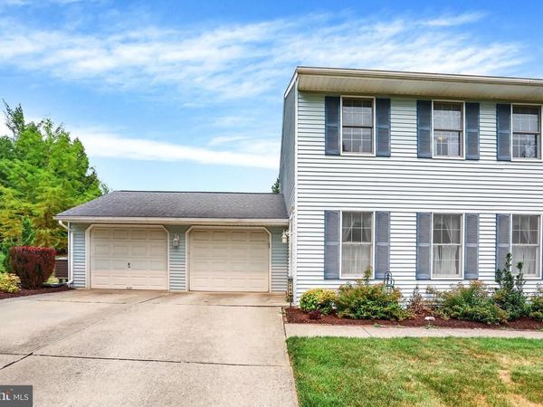 2104 FOXFIRE DRIVE, MECHANICSBURG, PA 17055