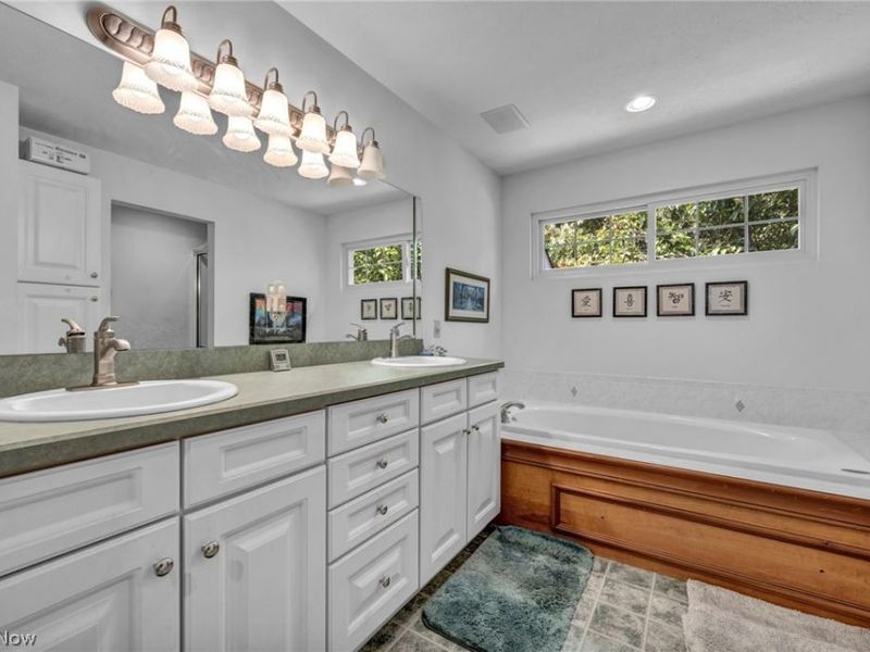 24291 Rushmore Drive, Richmond Heights, OH 44143 Photo 33