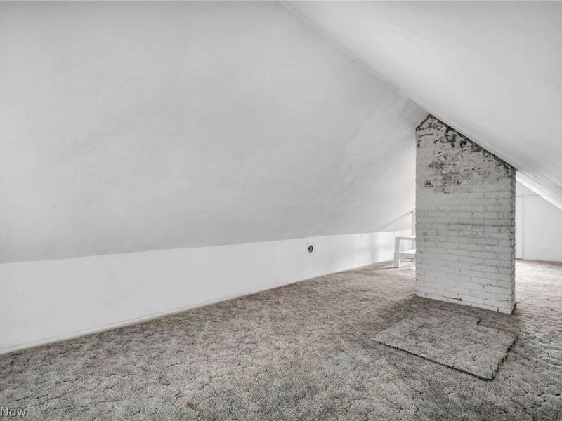 3293 W 99th Street, Cleveland, OH 44102 Photo 32