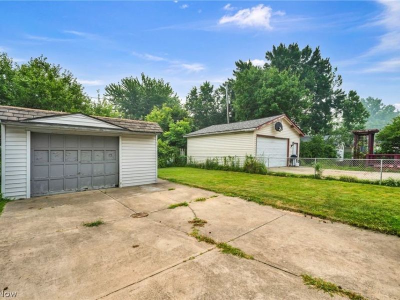 3293 W 99th Street, Cleveland, OH 44102 Photo 47