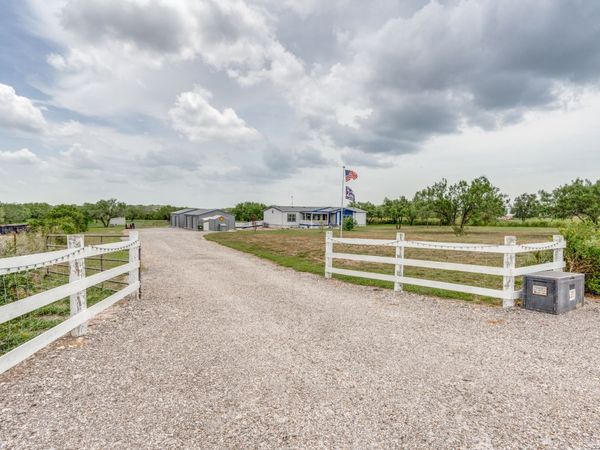 115 Horseshoe Drive, Mathis, TX 78368