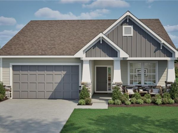 8529 SW 4TH Street, Blue Springs, MO 64014