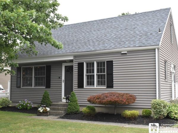 5639 West Lane , Hamburg, NY 14085