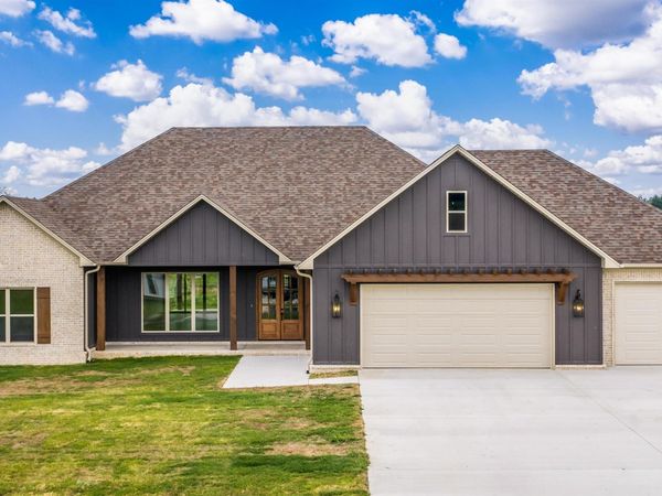 134 Republican Loop, Greenbrier, AR 72058
