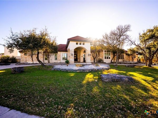 376 San Marcos Trail , New Braunfels, TX 78132