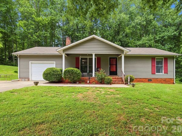 213 Hamilton Road, Troutman, NC 28166