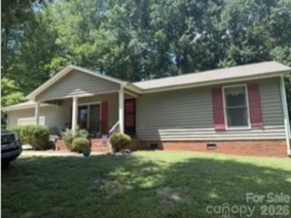 213 Hamilton Road , Troutman, NC 28166