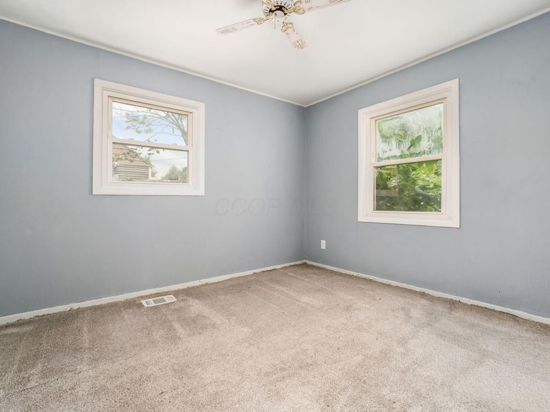 982 Colgate Road, Whitehall, OH 43213 Photo 8