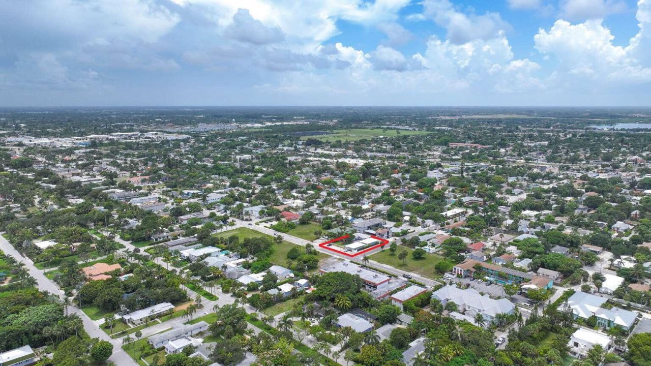 1001 S Federal Highway, Lake Worth Beach, FL 00000 Photo