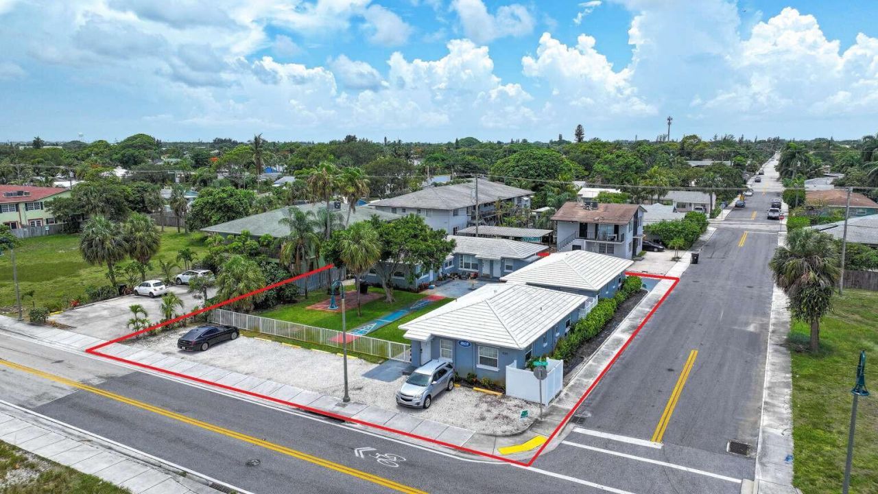 1001 S Federal Highway, Lake Worth Beach, FL 00000 Photo