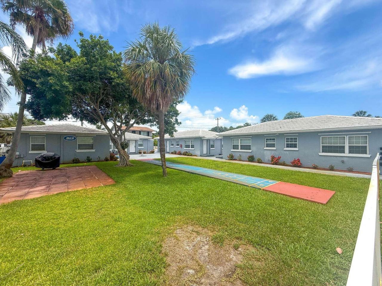 1001 S Federal Highway, Lake Worth Beach, FL 00000 Photo
