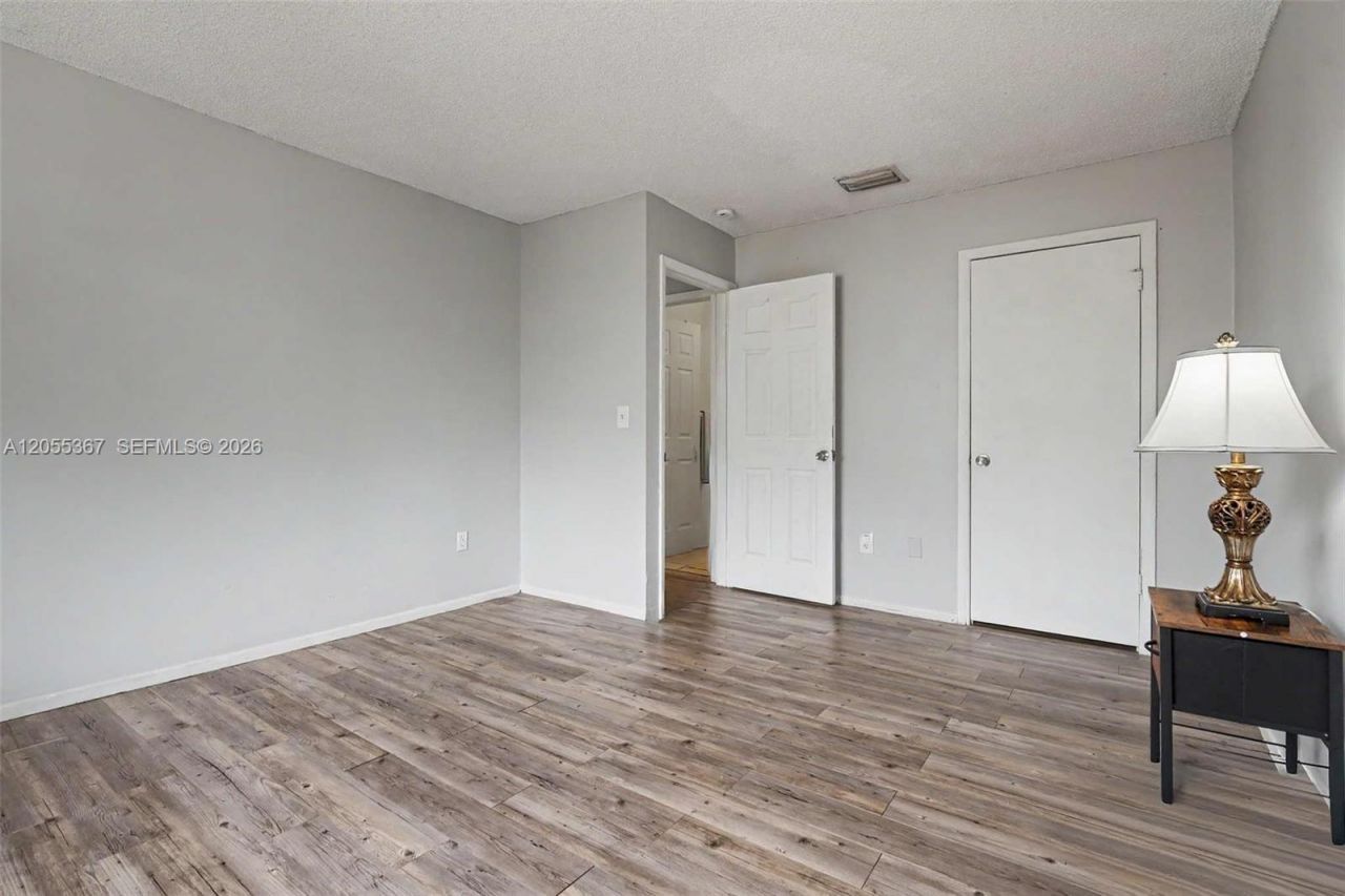145 NE 12th Ave, Unit 145, Homestead, FL 33030 Photo