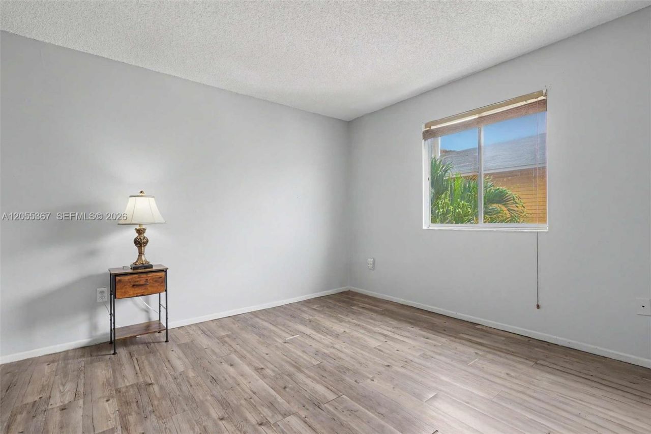 145 NE 12th Ave, Unit 145, Homestead, FL 33030 Photo
