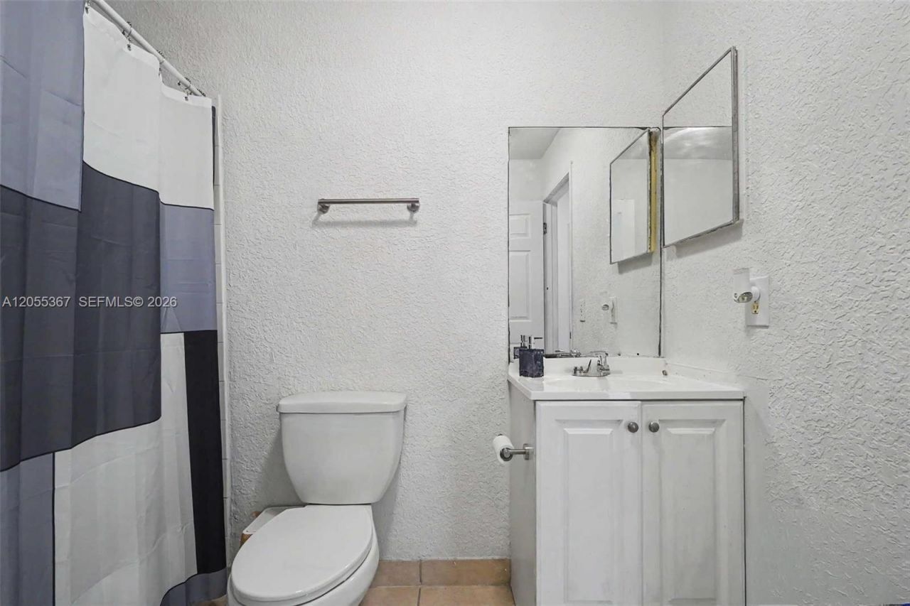 145 NE 12th Ave, Unit 145, Homestead, FL 33030 Photo