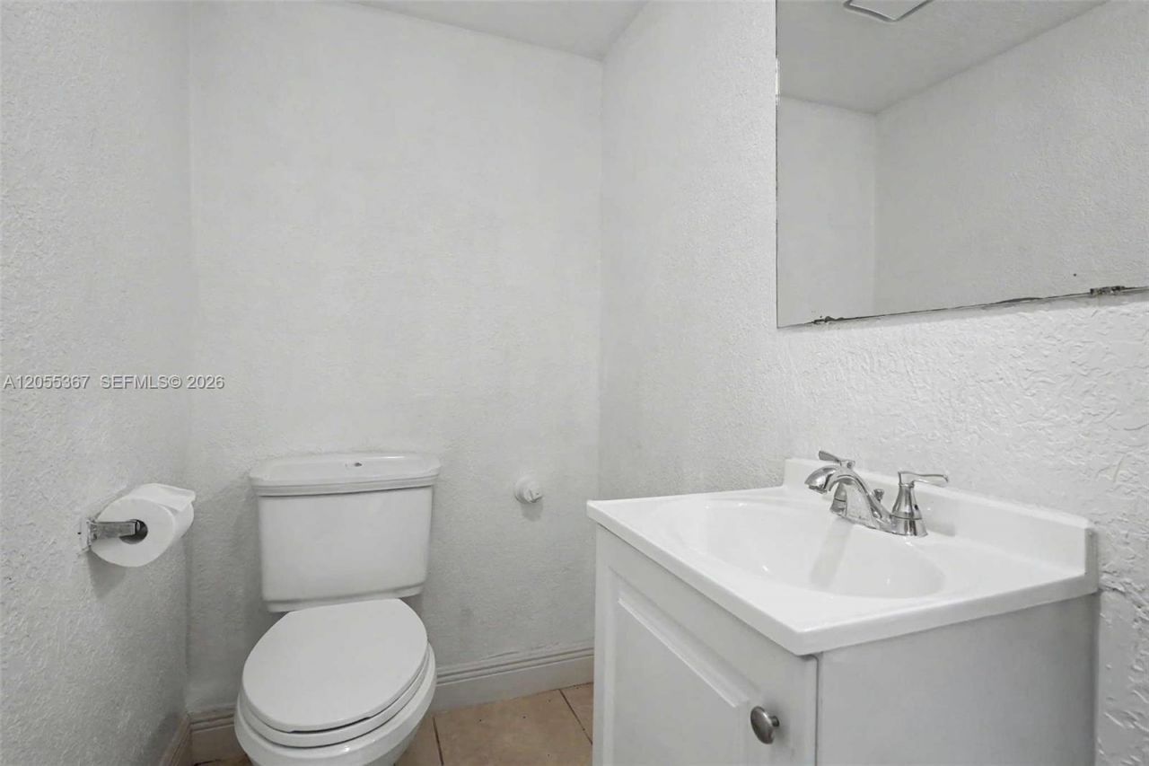145 NE 12th Ave, Unit 145, Homestead, FL 33030 Photo