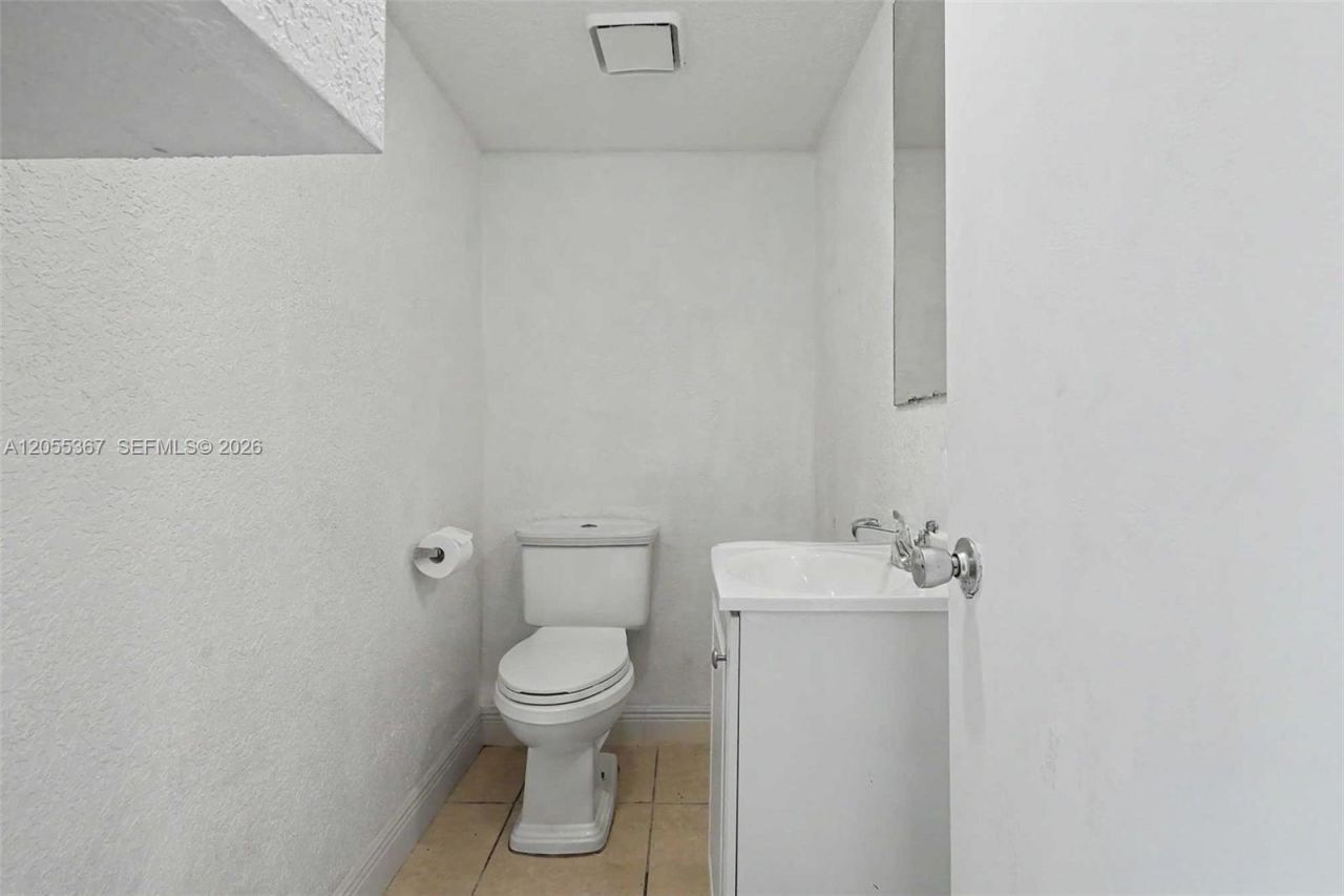 145 NE 12th Ave, Unit 145, Homestead, FL 33030 Photo